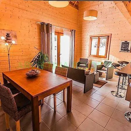 Hébergement de vacances Le Petit Nid Zen Chambon-sur-Lac